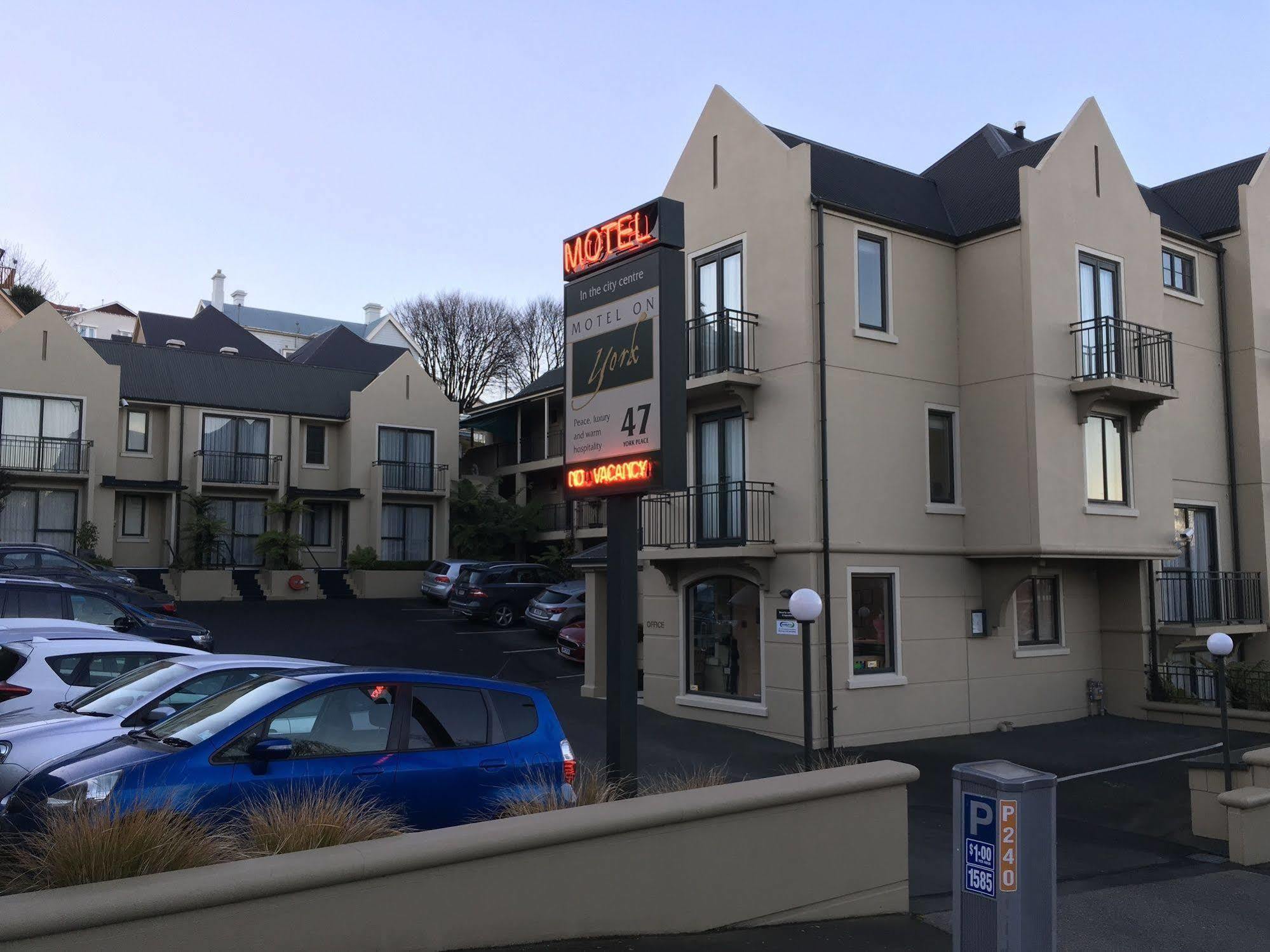 Motel On York Dunedin Exterior photo